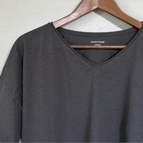 EILEEN FISHER L XL Slubby Organic Cotton V-Neck Sleep Tee in Ash • Lightweight - Picture 2 of 13